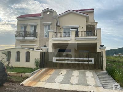 Beautiful 3 storeys House Available For Sale Plot Size 40 x 80 Covered Area 4590 sft Sector D122 Closed end park end Next to corner Beautiful 3 storeys House Available For Sale Plot Size 40 x 80 Covered Area 4590 sft Sector D122 Closed end park end Next to corner