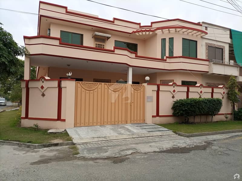 12.5 Marla House Situated In DC Colony For Sale