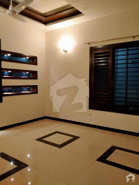 1st & 2nd Floor Available For Rent In North Nazimabad Block D Near 5star Cng