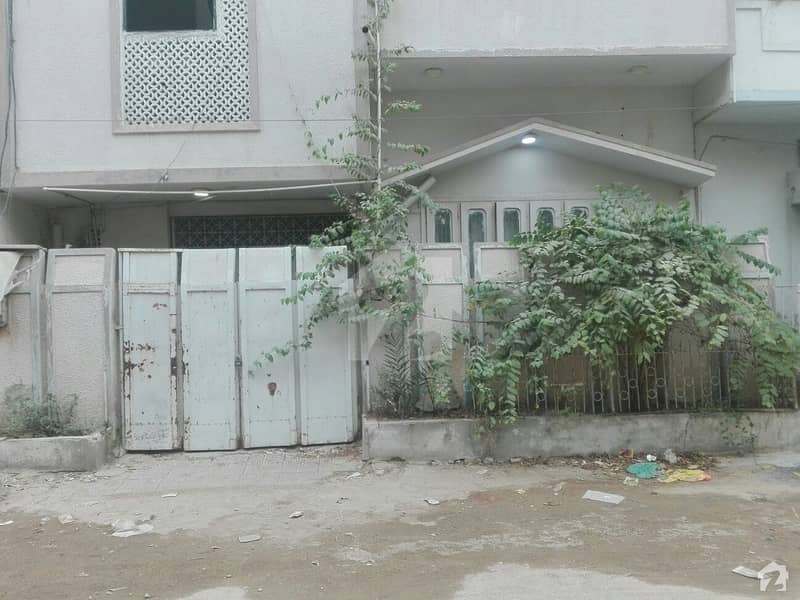 نارتھ کراچی - سیکٹر 11-C / 3 نارتھ کراچی کراچی میں 4 کمروں کا 5 مرلہ مکان 1.35 کروڑ میں برائے فروخت۔