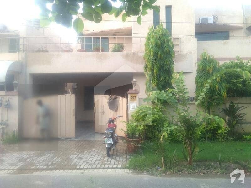 عسکری 10 عسکری لاہور میں 5 کمروں کا 10 مرلہ مکان 70 ہزار میں کرایہ پر دستیاب ہے۔