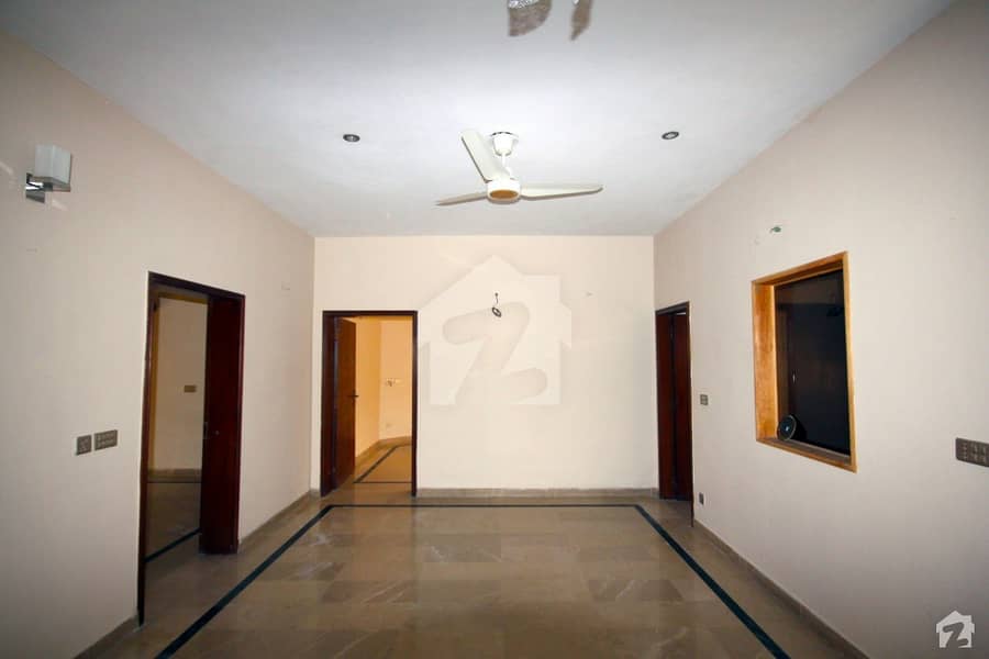 House Of 10 Marla In DHA Defence For Sale