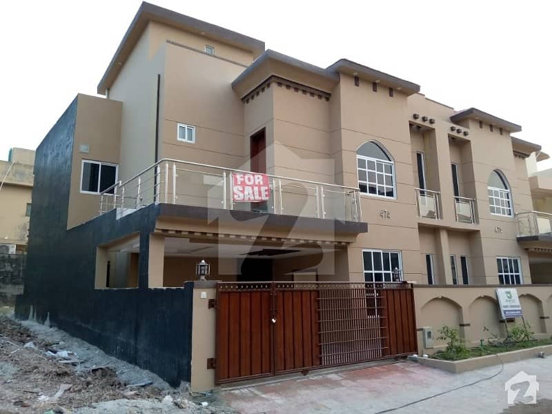 8 Marla Beautifull House For Sale Abo Bakar Block Bahria Town Phase 8