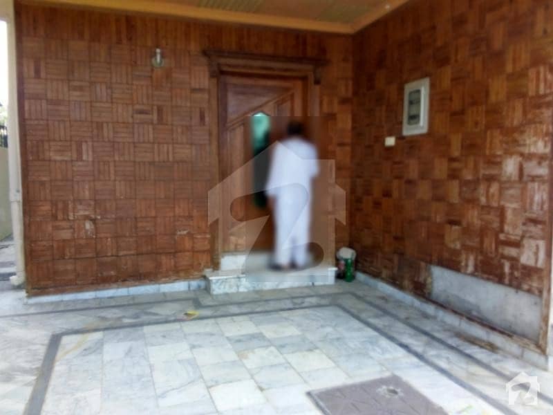 سوان گارڈن اسلام آباد میں 6 کمروں کا 12 مرلہ مکان 2.3 کروڑ میں برائے فروخت۔