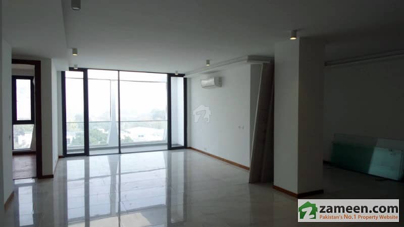 3 Bed Penthouse Apartment For Rent At Main Gulberg 3 Lahore