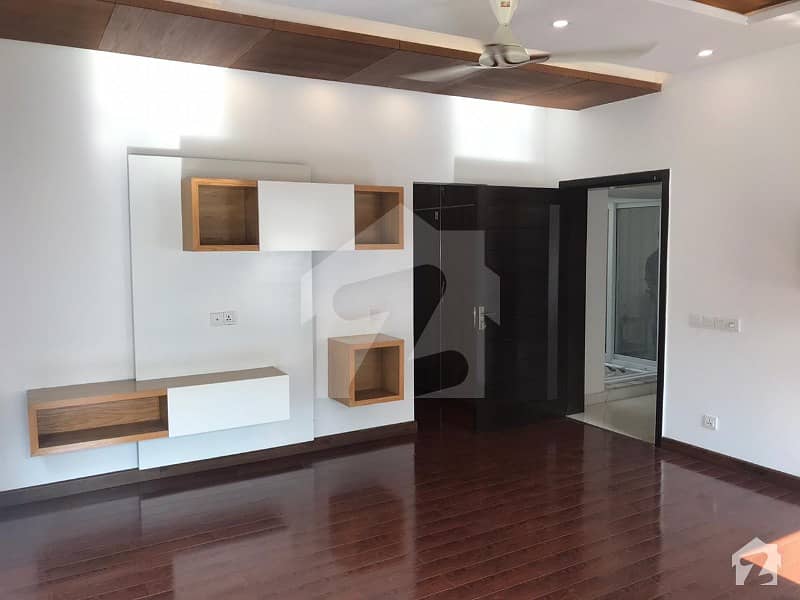 1 Kanal Luxury Full House Available For Rent In Dha