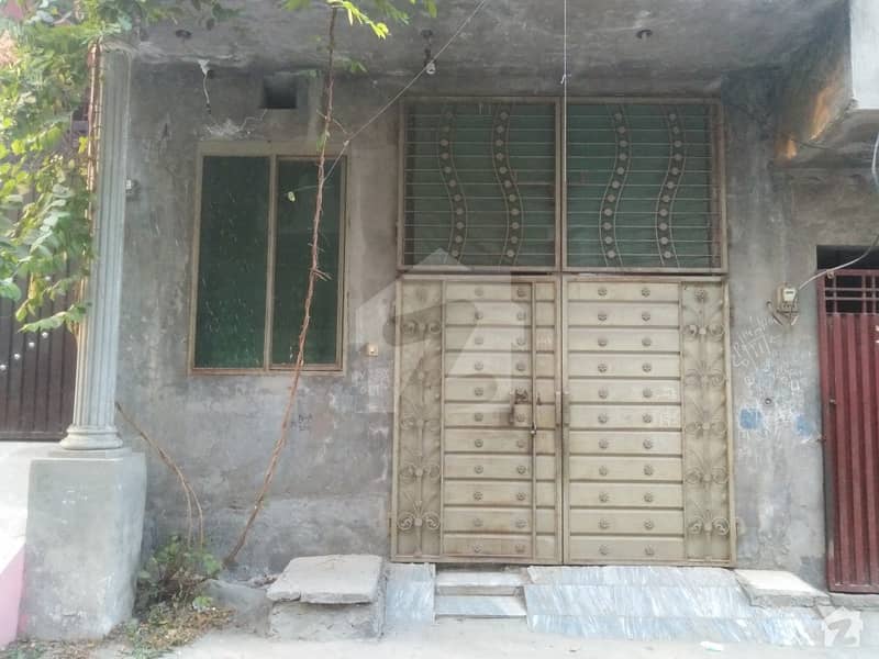 ملتان روڈ لاہور میں 3 کمروں کا 3 مرلہ مکان 60 لاکھ میں برائے فروخت۔