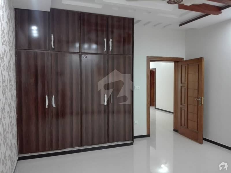 Affordable Lower Portion For Rent In Pakistan Town