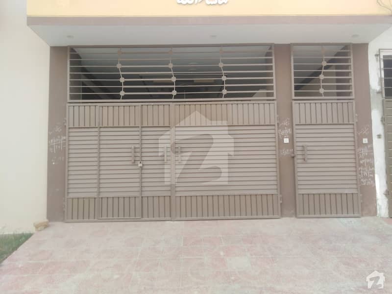 المجید پیراڈایئز رفیع قمر روڈ بہاولپور میں 4 کمروں کا 6 مرلہ مکان 95 لاکھ میں برائے فروخت۔