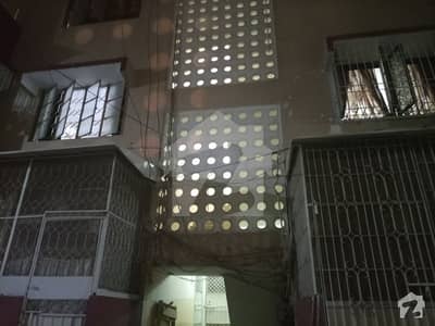 گلشنِ اقبال - بلاک 16 گلشنِ اقبال گلشنِ اقبال ٹاؤن کراچی میں 2 کمروں کا 5 مرلہ فلیٹ 1.1 کروڑ میں برائے فروخت۔ گلشنِ اقبال - بلاک 16 گلشنِ اقبال گلشنِ اقبال ٹاؤن کراچی میں 2 کمروں کا 5 مرلہ فلیٹ 1.1 کروڑ میں برائے فروخت۔