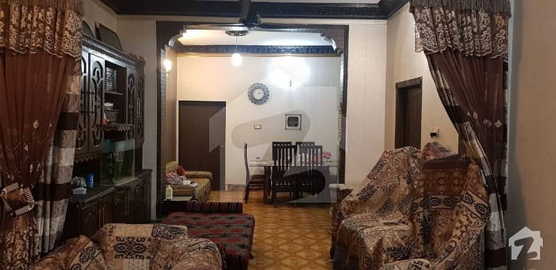سمن آباد لاہور میں 5 کمروں کا 9 مرلہ مکان 2 کروڑ میں برائے فروخت۔