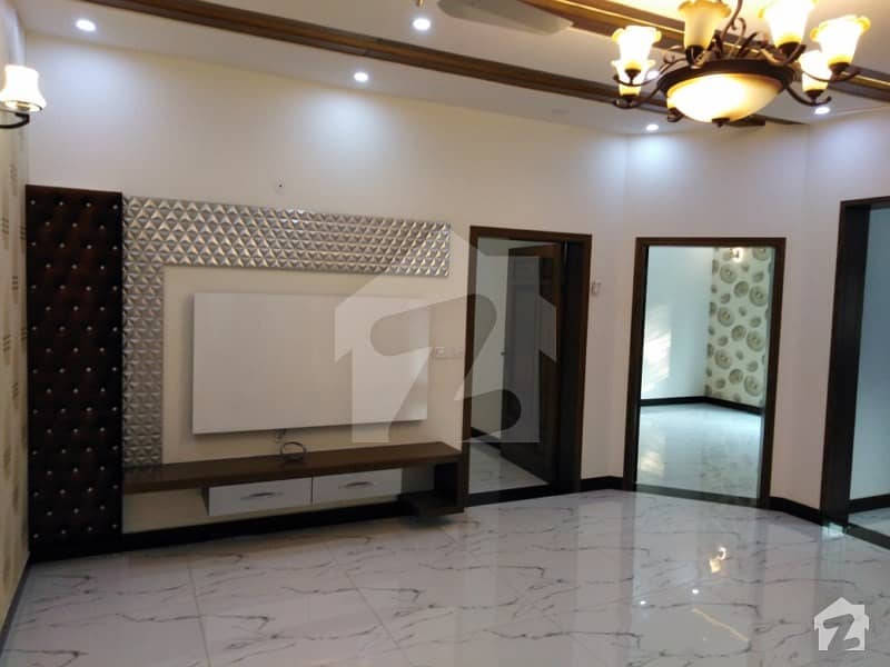 House Sized 10 Marla Is Available For Rent In Bahria Town