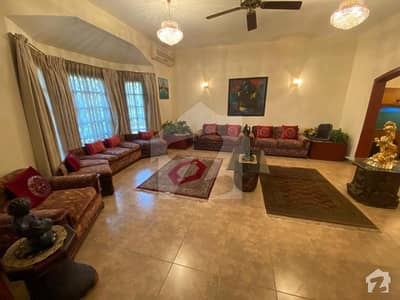 Chance Deal 550 Sq Yard Bungalow For Sale Corner In Phase 5 Ext Wood Flooring Nice Location Reasonable Price Chance Deal 550 Sq Yard Bungalow For Sale Corner In Phase 5 Ext Wood Flooring Nice Location Reasonable Price