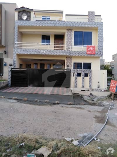 Ideally Located House For Sale In CBR Town Available Ideally Located House For Sale In CBR Town Available