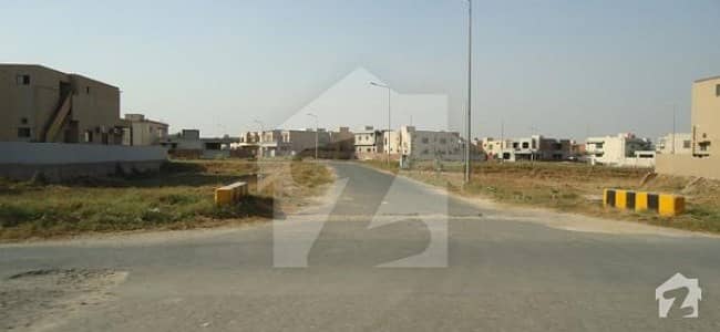 1 Kanal Plot For Sale In Phase 6 Block L 70ft Road