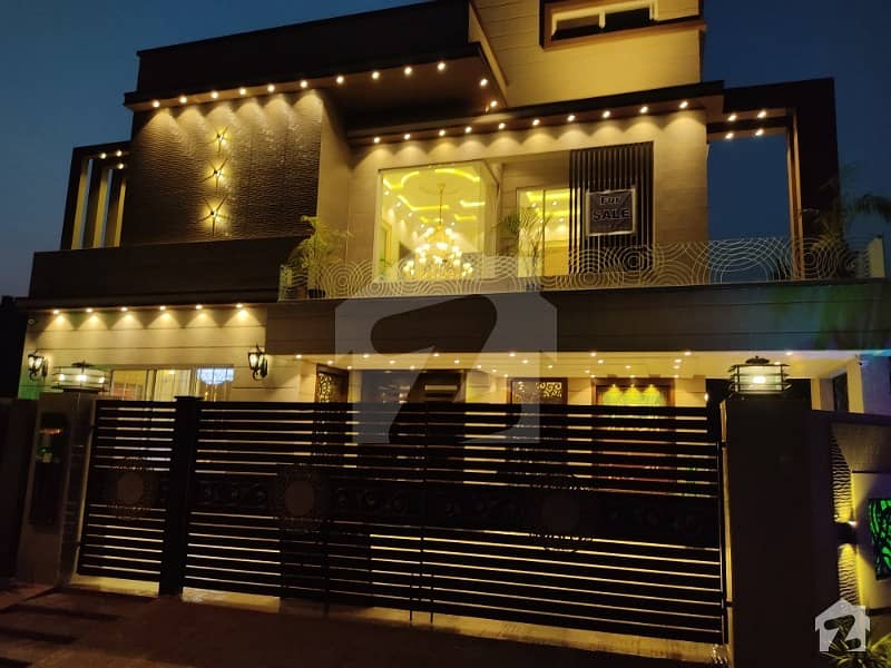 11 Marla Corner Classic Bungalow For Sale In Bahria Town Lahore