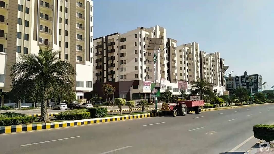 1100 Square Feet Flat Up For Sale In Gulberg