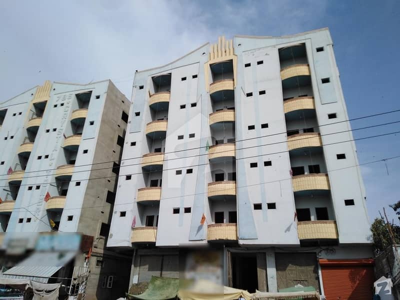 Crystal Tower Main Road Hala Naka 790 Square Feet Flat For Sale In Hyderabad