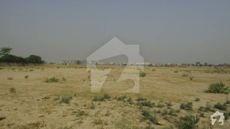 In DHA Defence 6.5 Marla Residential Plot For Sale