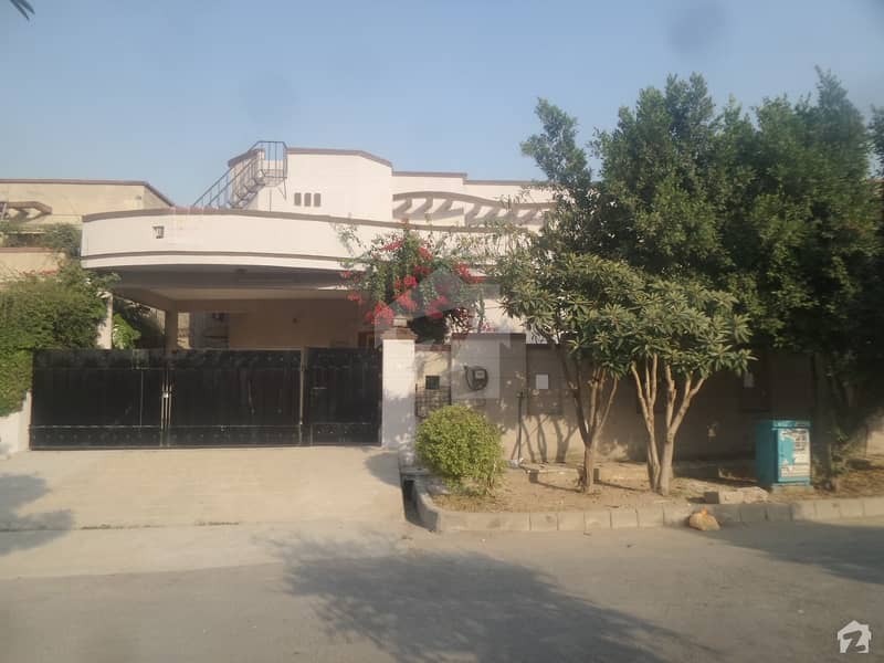 Col House For Sale In Sec A Askari 14