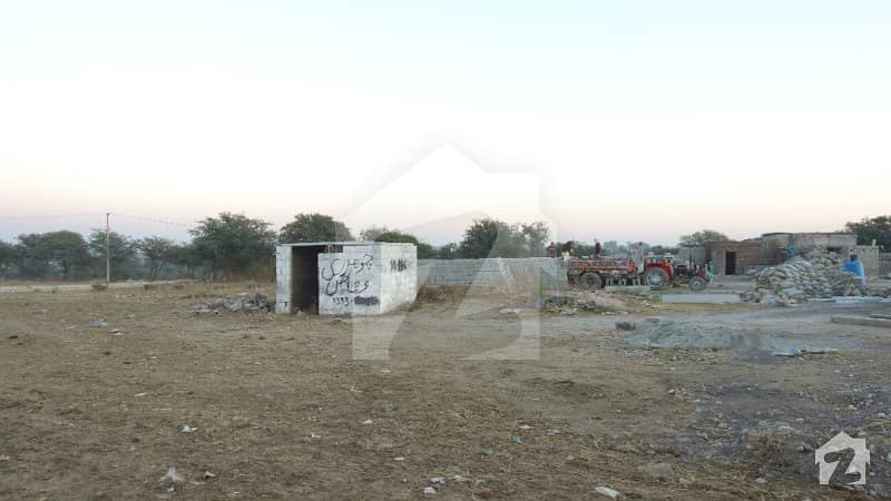 نیشنل انڈسٹریل زون روات راولپنڈی میں 9 مرلہ صنعتی زمین 5 کروڑ میں برائے فروخت۔