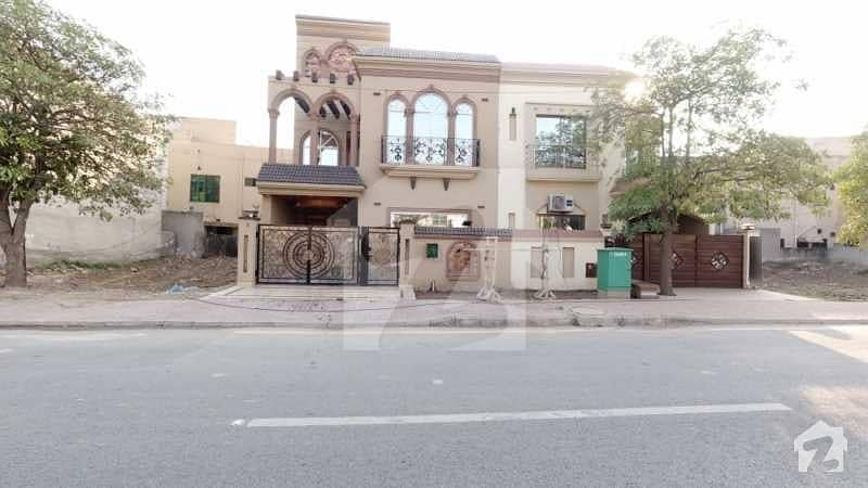 In Bahria Town House Sized 5 Marla For Sale