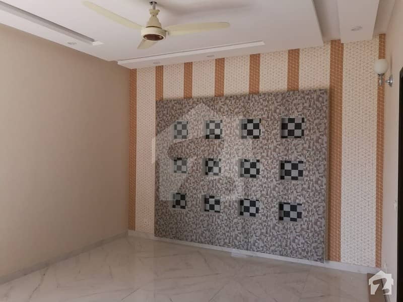 گرین سٹی ۔ بلاک سی گرین سٹی لاہور میں 2 کمروں کا 10 مرلہ بالائی پورشن 34 ہزار میں کرایہ پر دستیاب ہے۔