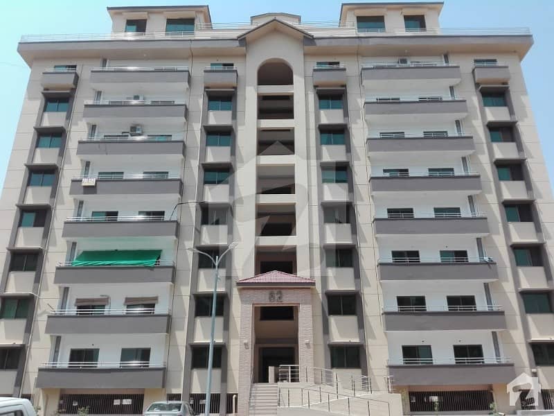 12 Marla 4 Bed Luxury Flat 3rd Floor Available For Rent In Askari 11