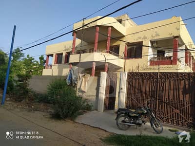 1000 Sq Yd Corner Double Storey Beautiful Bungalow Available Two Portions At Ground 1000 Sq Yd Corner Double Storey Beautiful Bungalow Available Two Portions At Ground