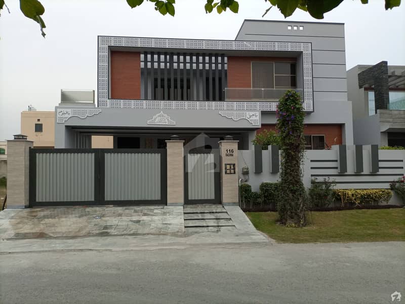 1 Kanal House In DC Colony Is Available