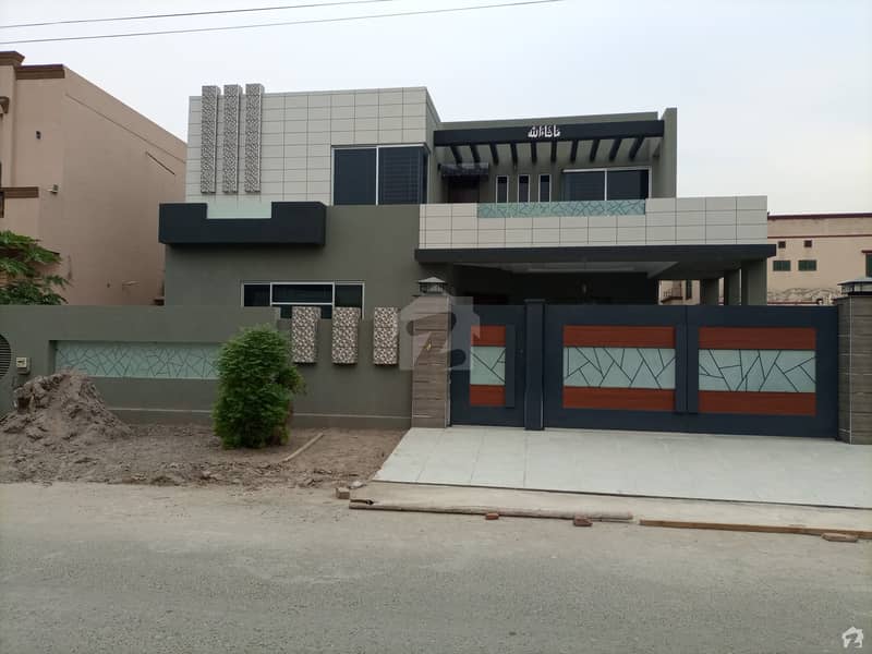 Centrally Located House In DC Colony Is Available For Sale