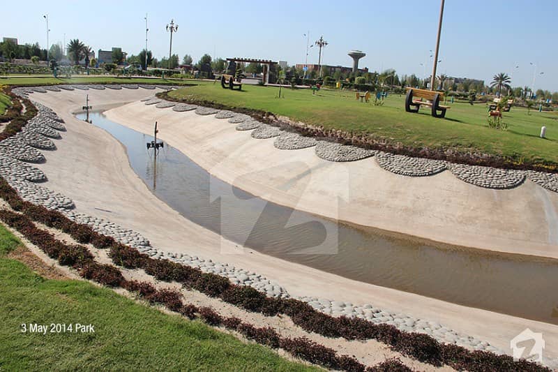 In Bahria Orchard 2250 Square Feet Residential Plot For Sale