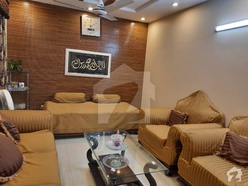 900  Square Feet Spacious Flat Available In GulshanEIqbal Town For Sale
