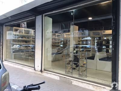 1200  Square Feet Shop In Zamzama Is Available