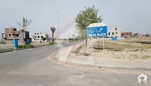27 Marla Residential Corner and Possession Paid Plot  283 developed Plot at builder location for sale in  EE Block