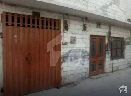 رحمان پورہ فیصل آباد میں 4 کمروں کا 6 مرلہ مکان 90 لاکھ میں برائے فروخت۔