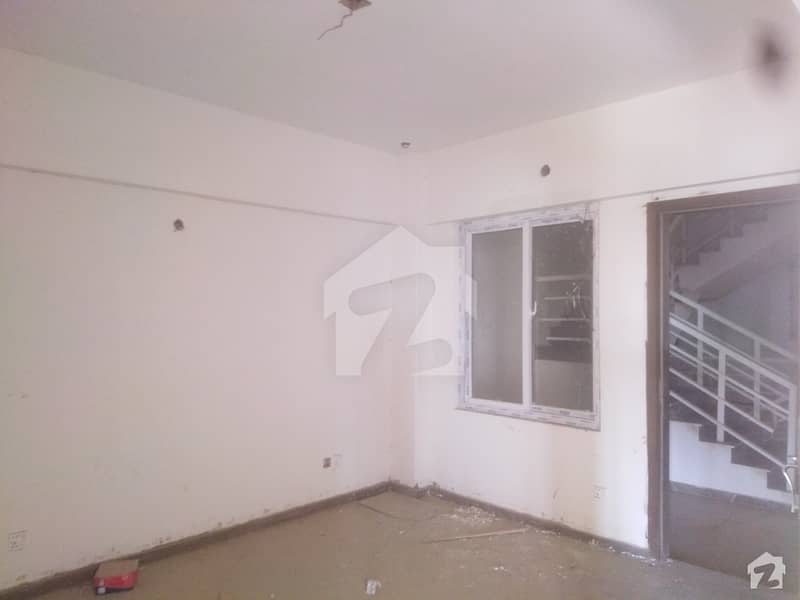 1500 Square Feet Flat For Sale In North Nazimabad