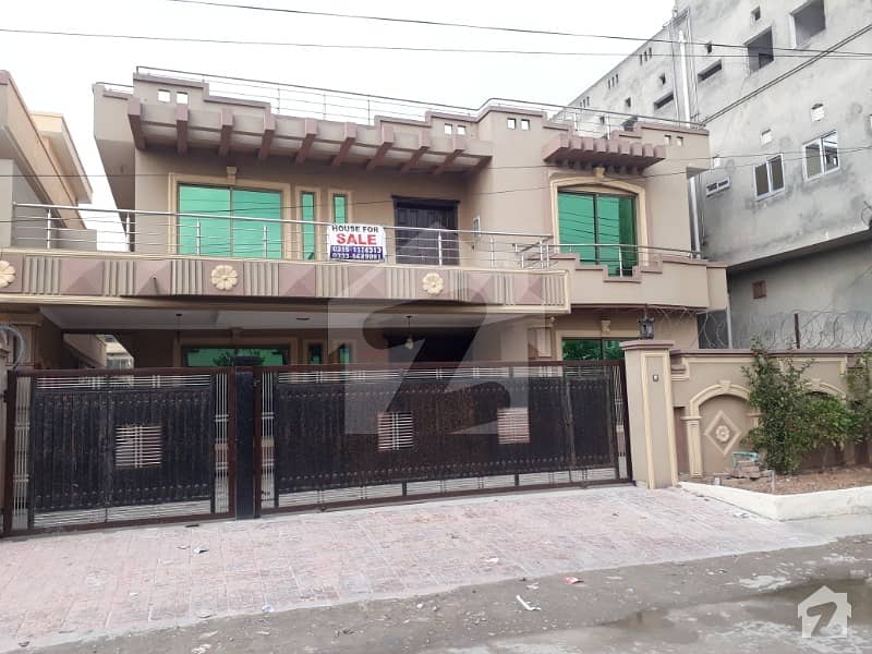 پولیس فاؤنڈیشن ہاؤسنگ سکیم راولپنڈی میں 6 کمروں کا 1 کنال مکان 2.85 کروڑ میں برائے فروخت۔