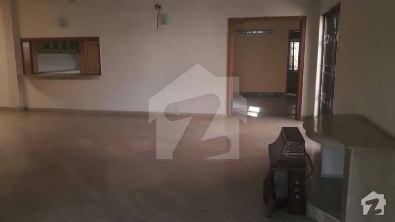 2 Kanal Lower Portion For Rent