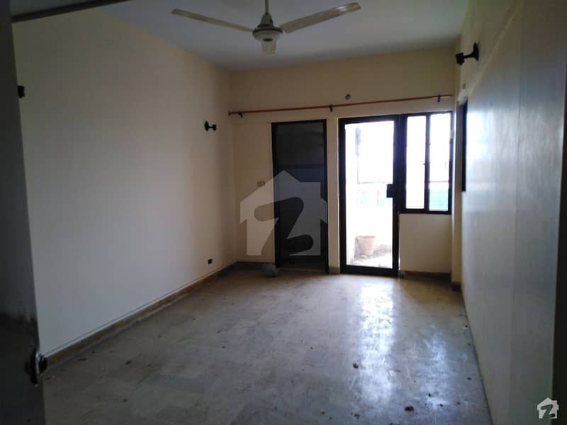 950 Square Feet Flat Up For Sale In DHA Defence