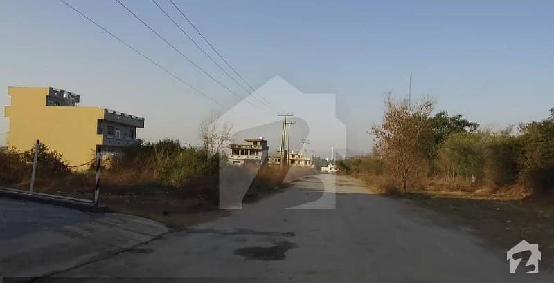 7 Marla Residential Plot In Central University Town For Sale
