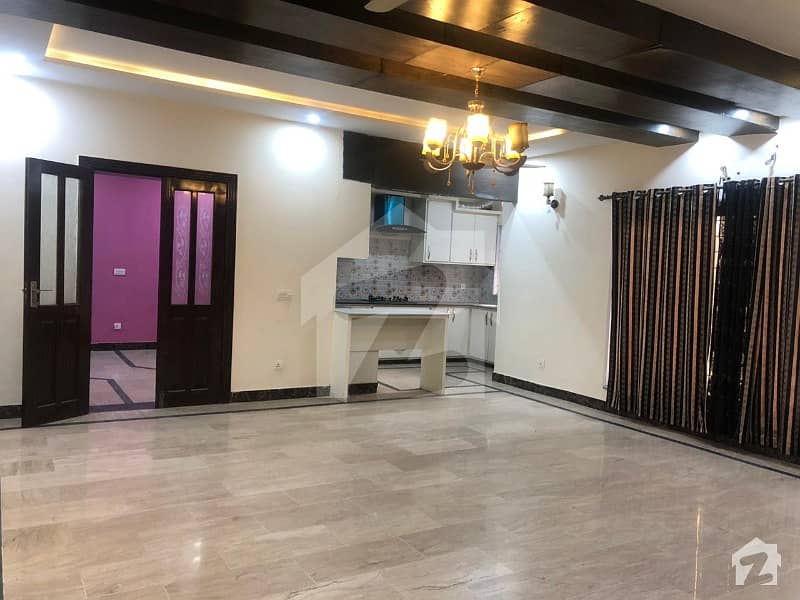 Lower Portion Sized 4500  Square Feet Is Available For Rent In Bahria Town