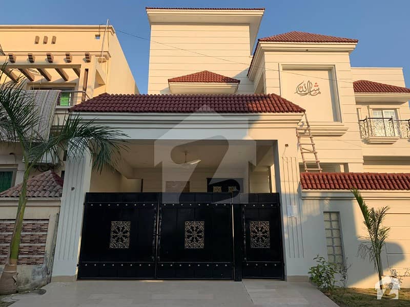 10 Marla Corner House For Sale Constructed With High Quality Materials