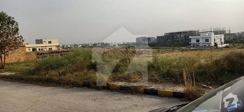 Plot File Of 4500  Square Feet Available In Gulberg