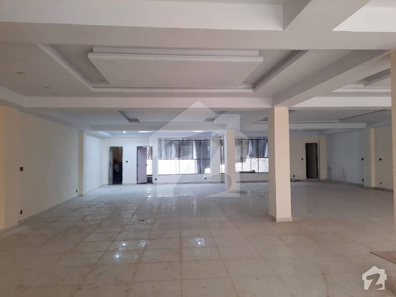 16500 Sqft Main Road Located Commercial Building Is Available For Rent