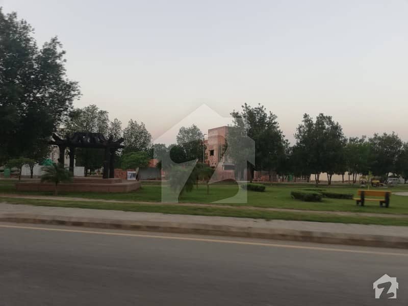 Direct Deal 10 Marla Overseas B Plot Ideally Located Near Park Mosque School and Commercial Area For Sale Direct Deal 10 Marla Overseas B Plot Ideally Located Near Park Mosque School and Commercial Area For Sale
