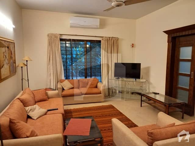 fully furnished luxury independent portion on prime location available for rent in Islamabad