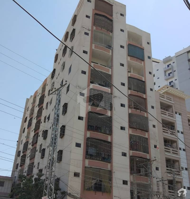 1700 Sq Feet Flat For Sale