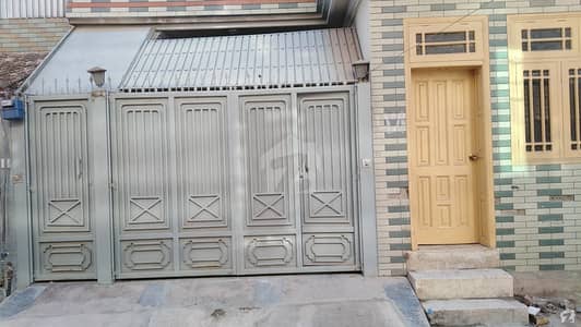 حیات آباد فیز 1 - ڈی4 حیات آباد فیز 1 حیات آباد پشاور میں 6 کمروں کا 5 مرلہ مکان 1.75 کروڑ میں برائے فروخت۔ حیات آباد فیز 1 - ڈی4 حیات آباد فیز 1 حیات آباد پشاور میں 6 کمروں کا 5 مرلہ مکان 1.75 کروڑ میں برائے فروخت۔