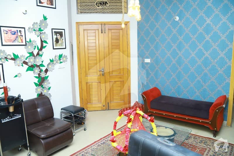 Johar Town Room Sized 700  Square Feet For Rent